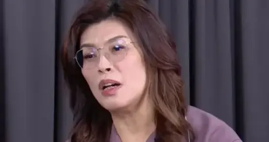郑丽文再获强援，徐榛蔚出席，蒋卢参加绿营会议，侯友宜让人失望