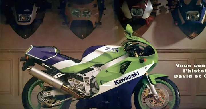 ZXR400！作为最后入局者参战，首次采用了倒立式前叉