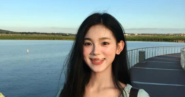 吴浔知夏分享图片