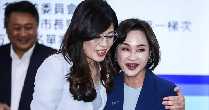 “中间路线”处处被掣肘，柯志恩恐认清，想要赢离不开郑丽文