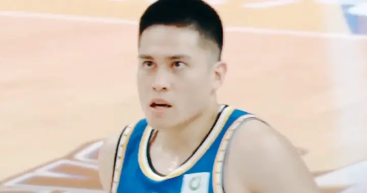 神仙 3+1 + 争议判罚！陈盈骏 29+8 ，新疆外援卧底，北京大胜新疆27分