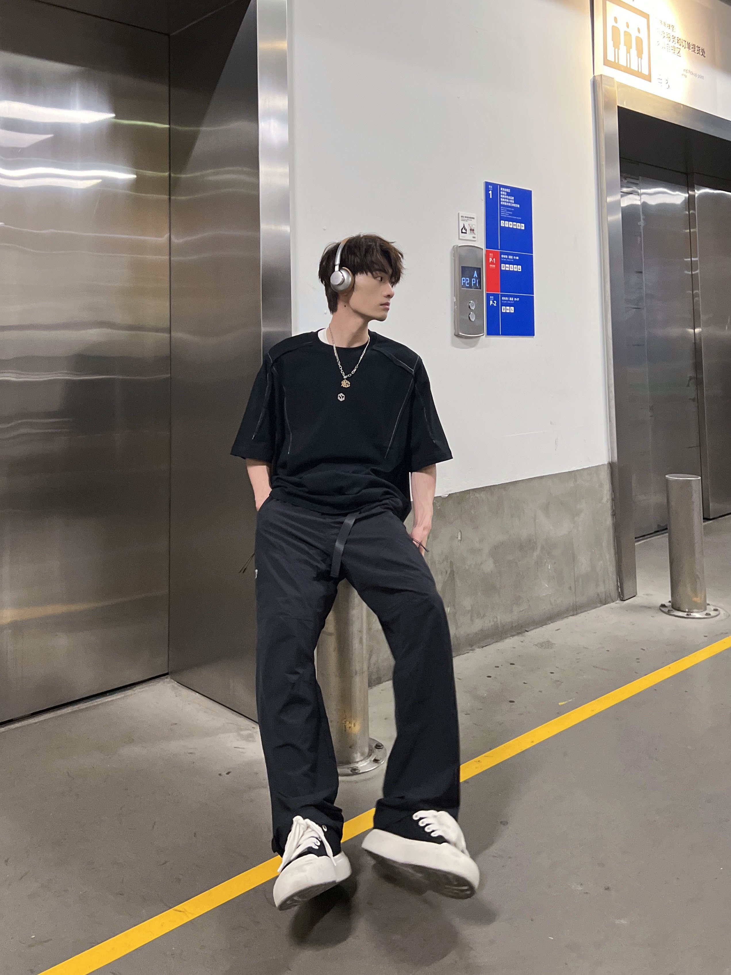 机能反光防风抗撕裂直筒休闲裤