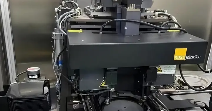 中国驻外大使：ASML卖给中国一台光刻机，其利润相当于20万吨猪肉