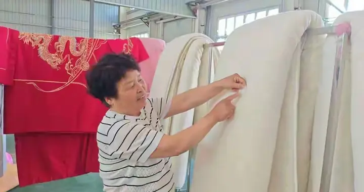 65岁卖家千里追讨仅退款，买家被拘留大快人心，可平台还在装睡？