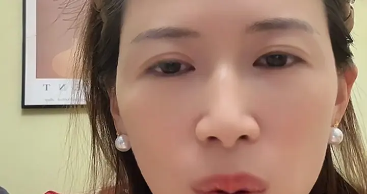 牛娜直言赢不了，站单位门口三天，花了9个月时间，瘦到70多斤