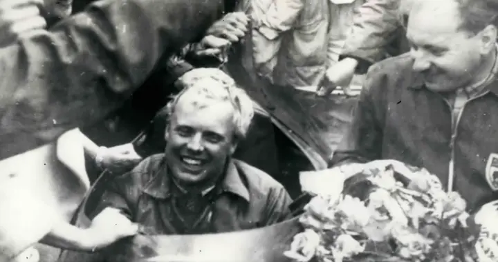 数十名观众遭斩首，冠军无视尸体开香槟庆祝，这场惨案究竟怪谁？