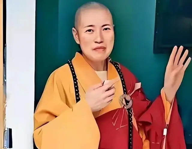 佛门丑闻大曝光！“花尼姑”奢靡生活背后的惊人真相