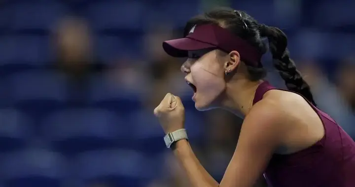 WTA战报：中国16岁天才少女2-0爆冷晋级，豪取14胜1负