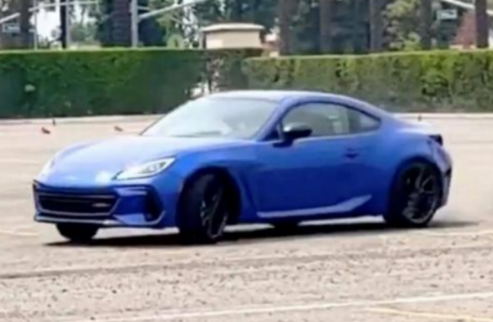 操控性提升，全新斯巴鲁BRZ tS版首发