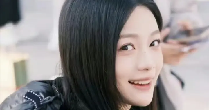 檀健次“兄妹恋”瓜田大丰收：06年小花刘一诺上线，粉丝反手就吃