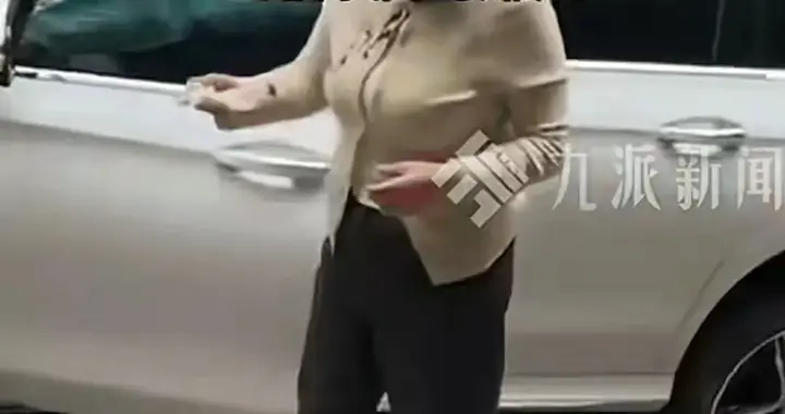 5.10重庆重大交通事故后续，女司机下车一脸惊恐，警方通报