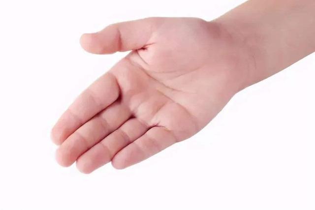 体内有病，“手指”先知？提醒：若出现3种迹象，建议早做检查