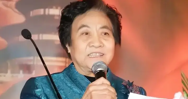 1976年吴桂贤去开会，发现少4张沙发，华国锋：他们永远来不了了