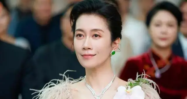 知名演员温峥嵘这次真的怒了，直接报警立案，誓要揪出幕后黑手！