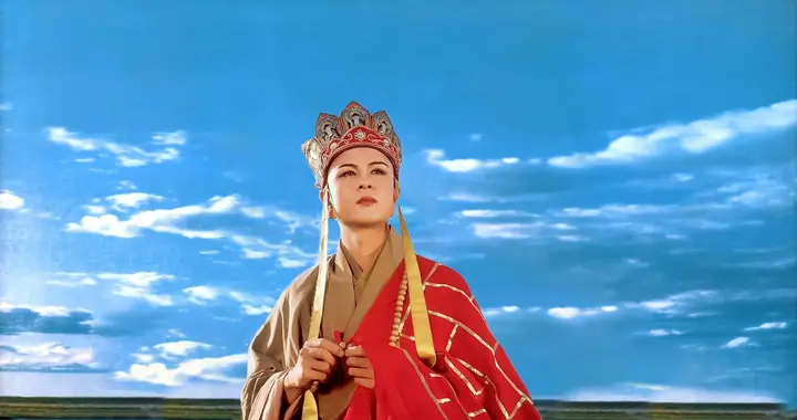 小白龙能背唐僧走路，为何悟空和八戒却不能驮唐僧过河？