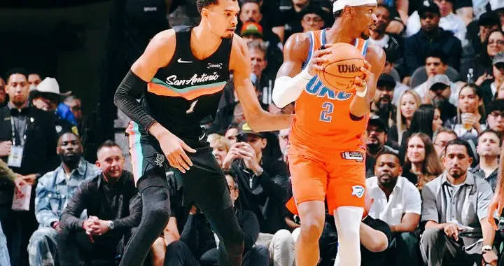 狂胜20分双杀雷霆！鸭梨33分难求主，马刺末节狂轰43分豪取7连胜