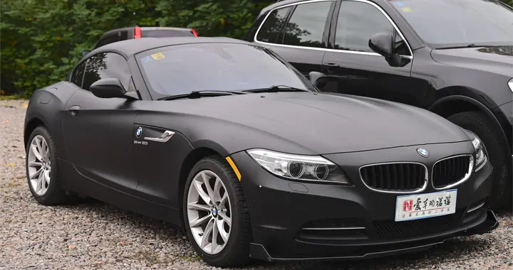 Z4全车整备（2）——横看前世今生，为何二代Z4蕞值得玩？