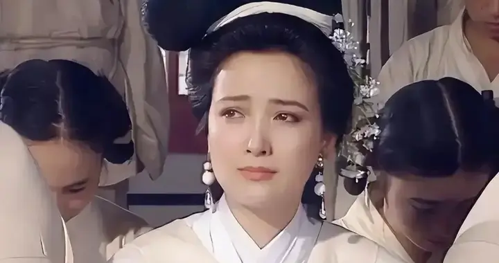 何晴去世细节曝光，去年做了手术，今年癌症复发，父母都因病去世