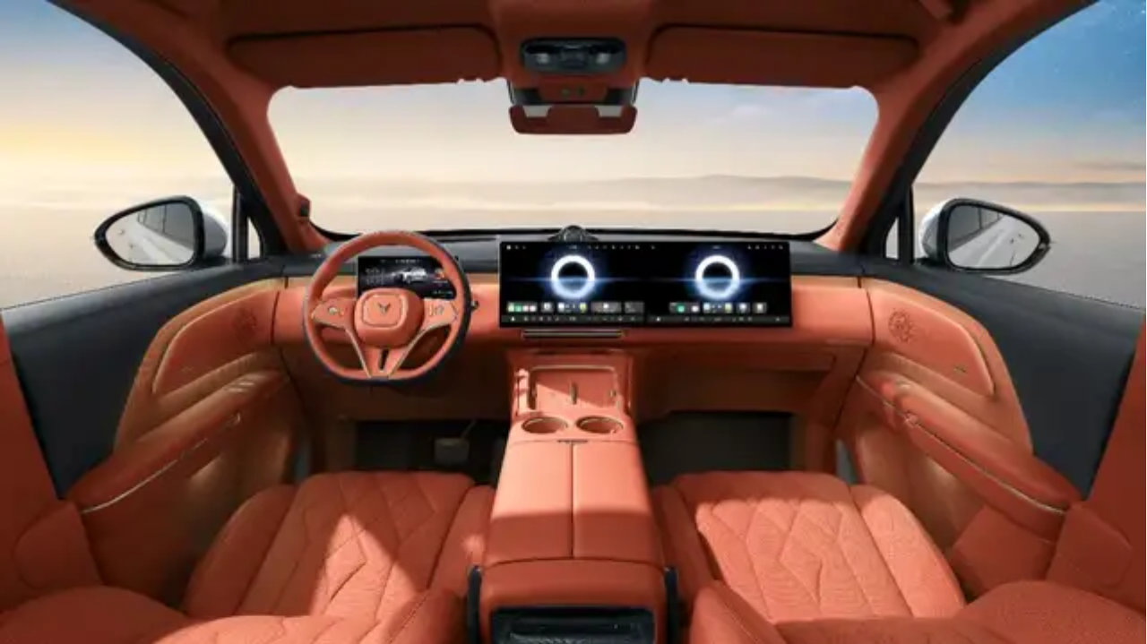 双零重力座椅！岚图泰山X8内饰发布！