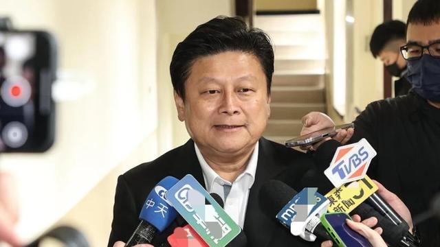 小阿蔓的梦游记：就在刚刚，  中国国民党