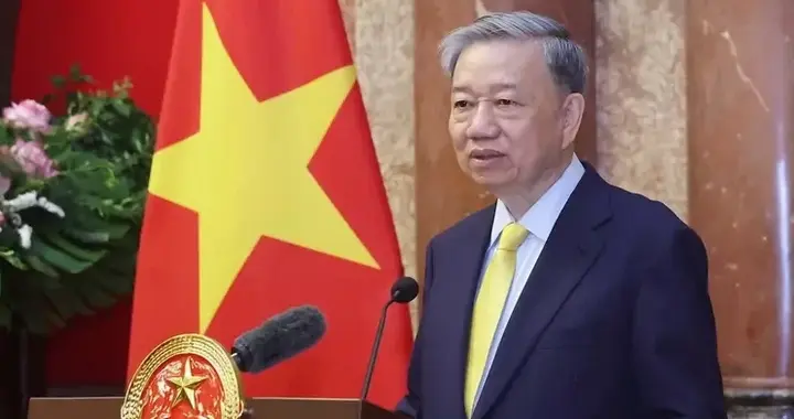 越南高层集体出访？苏林刚到纽约，就表态不允许 中国商品借道入美