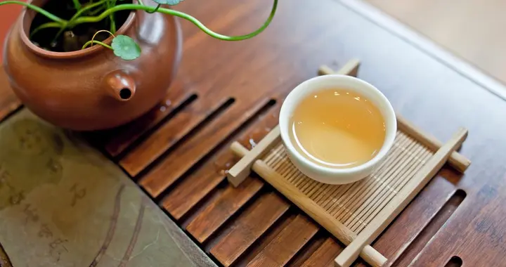 心梗是喝茶喝出来的？医生：即使是铁打的心脏，这几种茶也要少喝