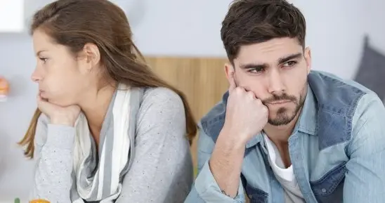 婚姻迷宫：越走越远的爱，谁在墙里凿光？