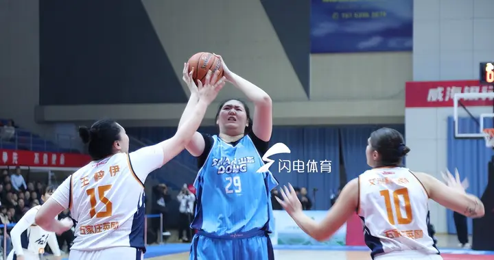 女篮2.26米巨人，首次没得分遭省队弃用，球迷：宫导还敢征召她吗