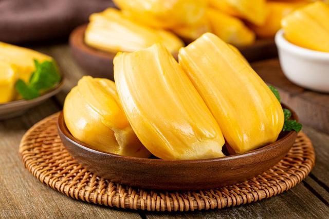 菠萝蜜的硒含量是苹果 41.7 倍！