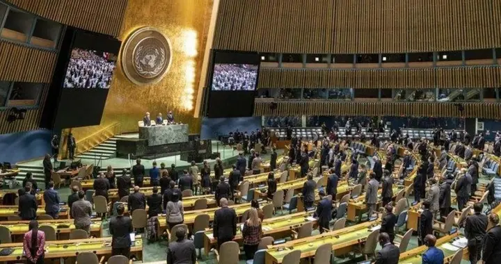 15票赞成0票反对！美俄态度罕见统一，伊拉克打响反美第一枪？