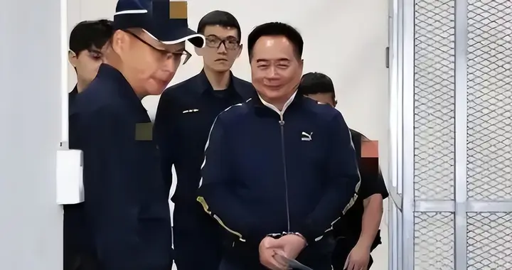 赖清德怎么都没想到：柯文哲遭殃，蔡正元入监，让郑丽文更有利了