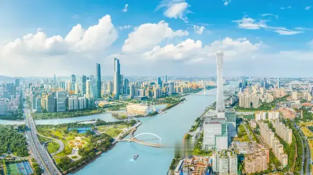 广州深圳双非大学F4，闯进全国100强，曾经你嫌弃如今高攀不起