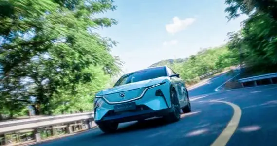 长安马自达EZ-60：无减配+好开省心，11.99万起太香？