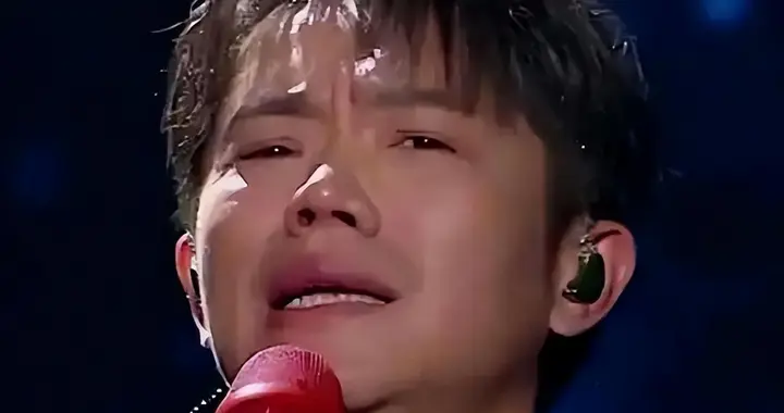 难以置信！凤凰传奇现状曝光，一人暴富一人还债 背后真相耐人寻味