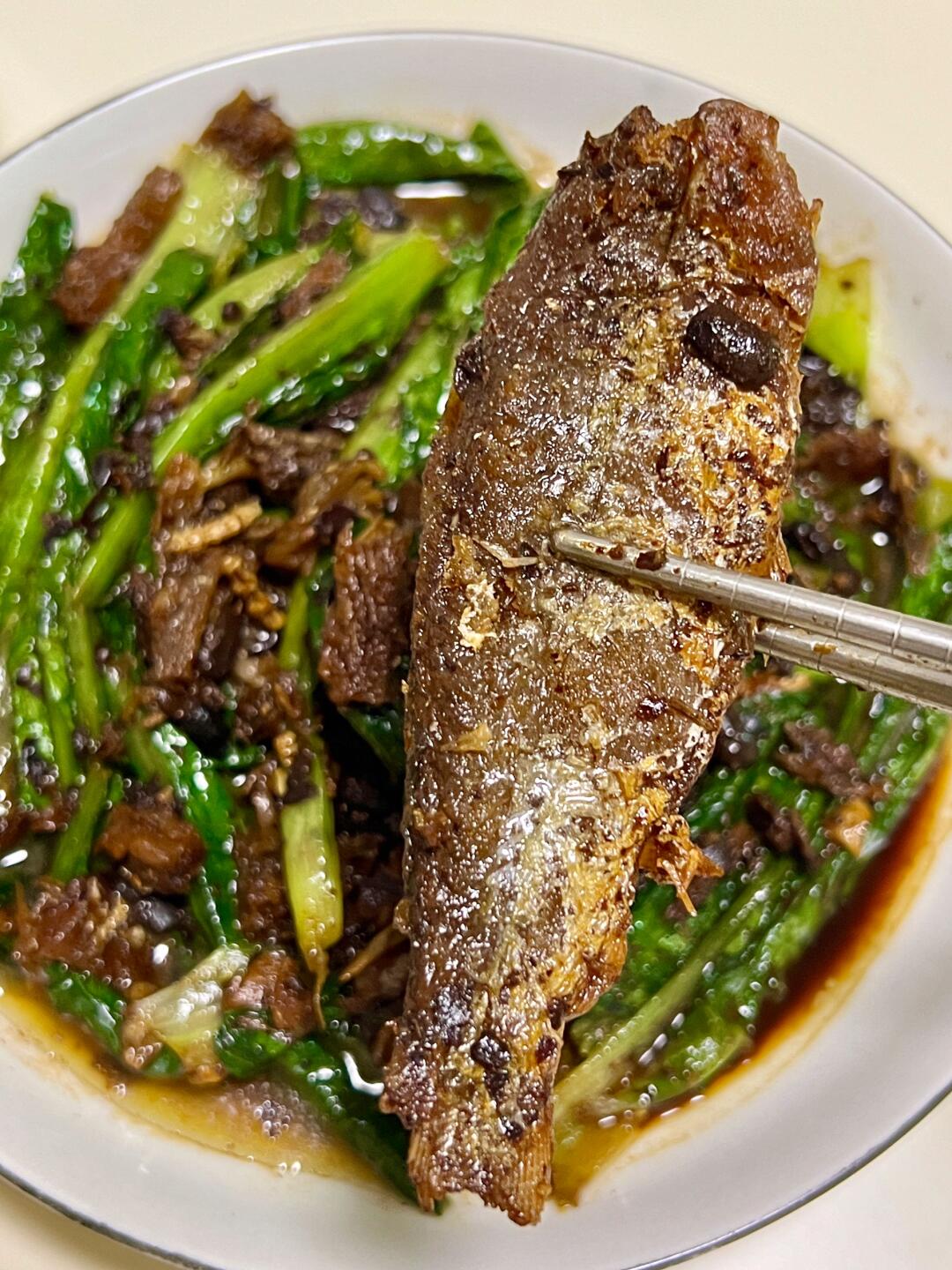 老广人的家常下饭菜，豆鼓鲮鱼油麦菜