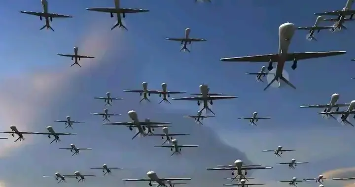 91架无人机夜袭普京官邸，3个嫌疑者浮出水面，王毅外长表态