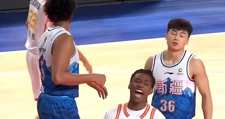 CBA一夜排名再变！深圳男篮重返第三，卫冕冠军倒下，北控升第12