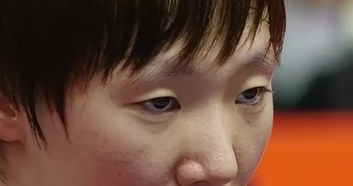 四强争锋：张本美和连丢两局，一场4:2拿下四强，王曼昱值得期待