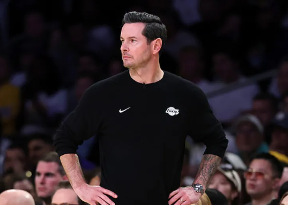 JJ-雷迪克谈球队投篮表现：我们就是投不进球  今天NBA季后赛湖人主...
