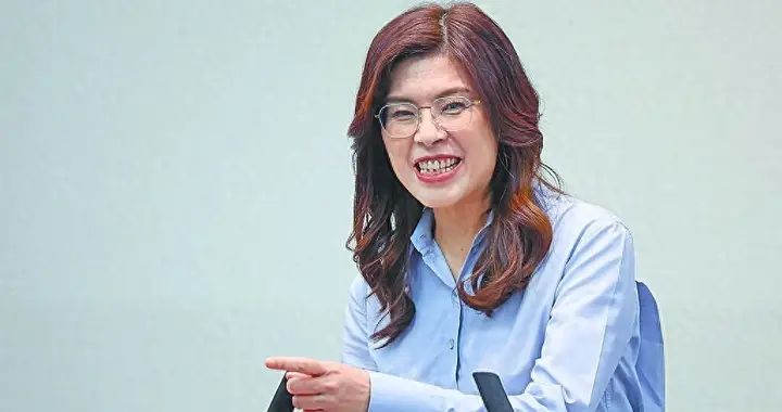 大陆现状令台当局破防，郑丽文火力全开，大陆说出岛内最想听的话