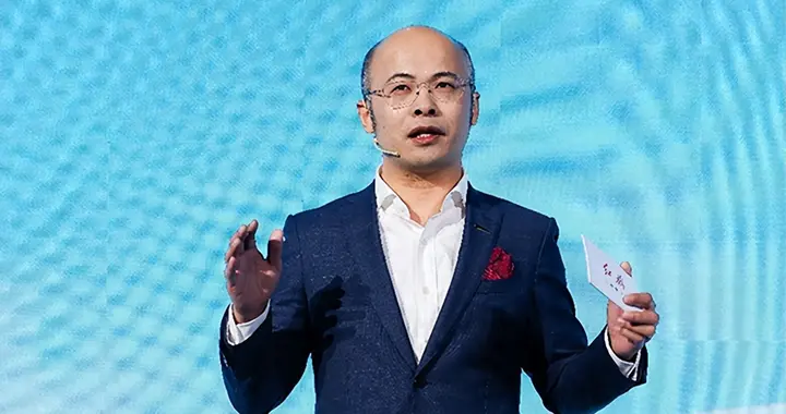 从红旗到大众，王胜利再挑大梁，打响合资车企智电转型的突围战