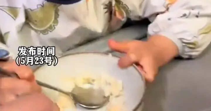 只给20分钟吃饭，超时立即收走！这位父亲的育儿方式，你赞同吗？