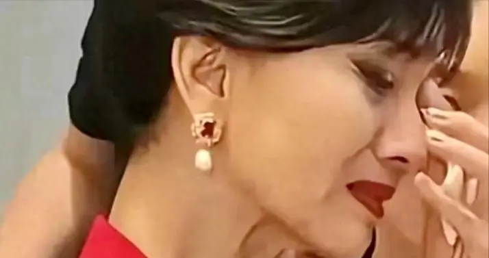 钱再多有什么用？72岁还要"卖笑"的赵雅芝，给中老年人提了个醒