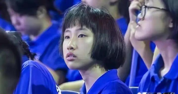 广东“神童”陈舒音，7岁上初中 12岁高考620分考入浙大，近况如何