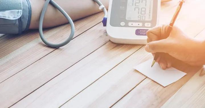 高血压不怕咸菜、酱油，更不怕喝酒，真正怕的是你做6件事