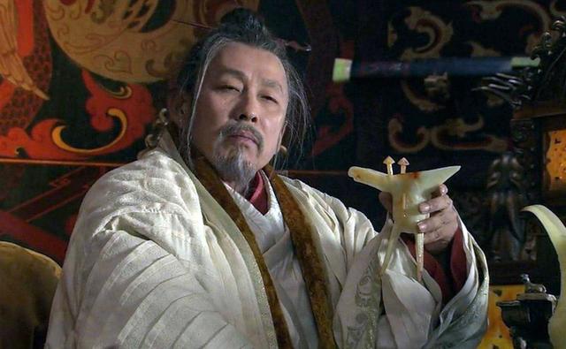 刘邦喜爱美人，在他没有起事之前，他的本性已经显露无遗了
