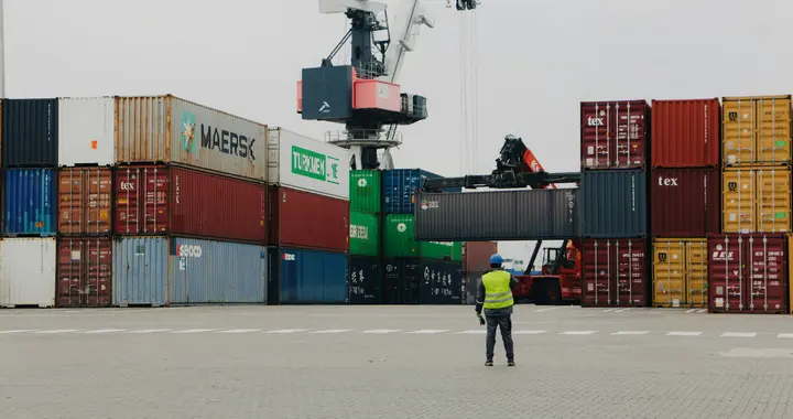 那些移到印度的美企不淡定了，关税高过中国，麻烦还不少