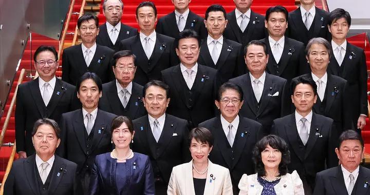 全面反华？5国已派兵堵门，日本换了个角色，向中国邻国兜售军火