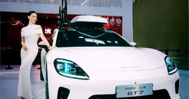 20万级 ，启境GT7：华为全栈+麒麟电池 + 900km续航，出行不焦虑