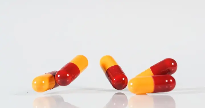 卡培他滨被点名了！发现：肠癌人吃卡培他滨，不用久等或有5变化